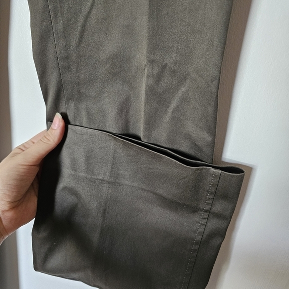 Dolce & Gabbana luxury taupe soft slightly flare classic low to mid-rise pants - Picture 2 of 9